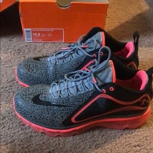 air griffey max 360 swingman sneaker